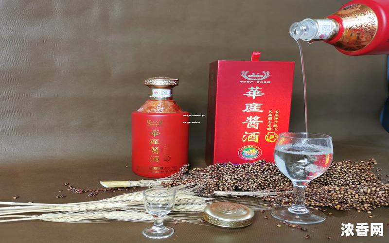 中国三大酱香白酒品牌精选：茅台、郎酒、习酒，品质卓越上榜