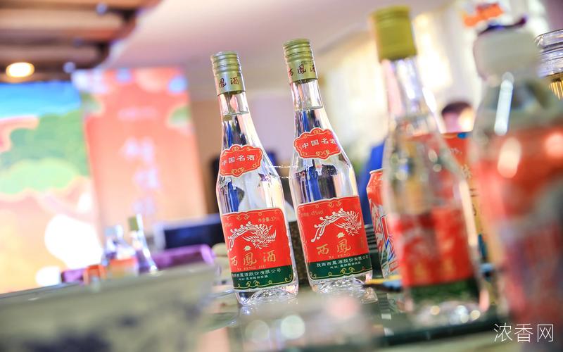 知名白酒招商加盟条件详解：如何满足加盟资格要求？英文解读版