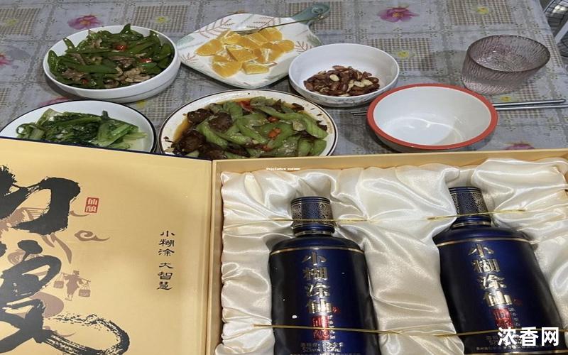 精选多款高品质白酒，口感醇厚回味无穷