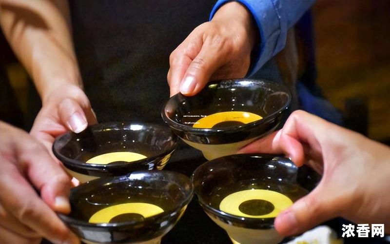 中国十大名酒白酒排行榜，口感之巅，醇香浓郁上榜白酒盘点