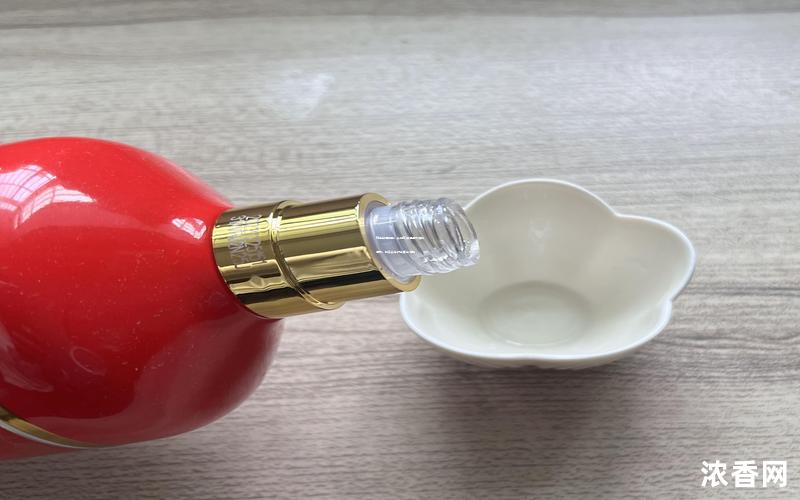 知名白酒加盟：共创高端酒品市场新纪元，携手共赴行业繁荣之路