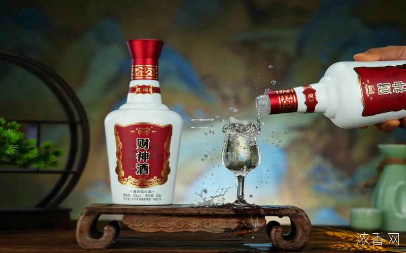 中国最新十大酱香白酒排行榜揭晓：品质标杆，传承经典之韵