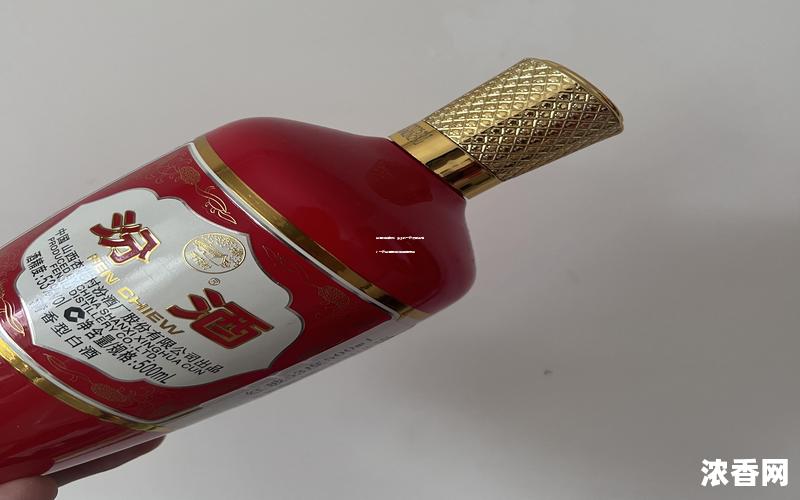 白酒价格解析：多少钱一斤才算合理？一斤白酒正常价格区间探究