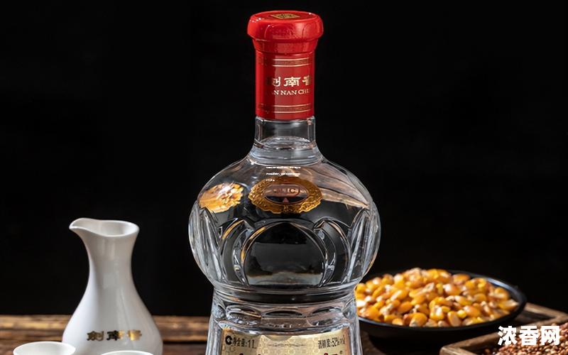 中国白酒十强榜单揭秘：最新酒类排行榜重磅出炉，引领潮流的酒王风采2024版
