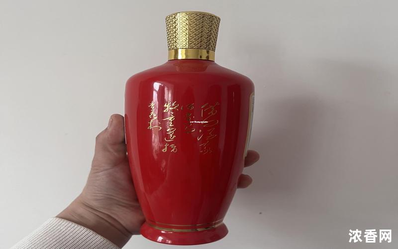 白酒一箱常规装瓶数量解析
