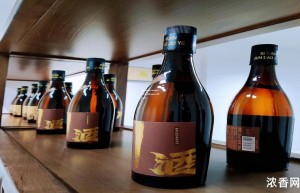 中国白酒排行榜前十品牌市值揭秘：最贵的一瓶酒究竟价值多少？排名领先品牌探秘