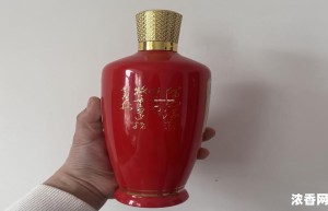 中国白酒第三名揭秘：是哪款佳酿独占鳌头？