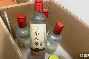 中国十大白酒品牌：深度解析白酒市场领军者