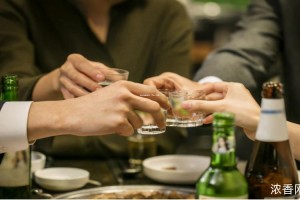 白酒价格区间解析：一斤多少才是性价比之选？