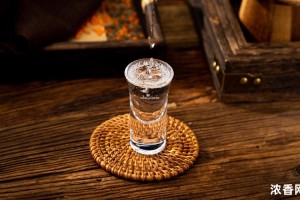 白酒品味优选：适中价位的美酒鉴赏