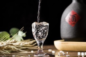 白酒市场热销价格区间探讨：多少价位的白酒最受欢迎？