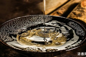 知名品牌白酒加盟店的加盟费用与投资门槛分析：投资成本与开店预算详解